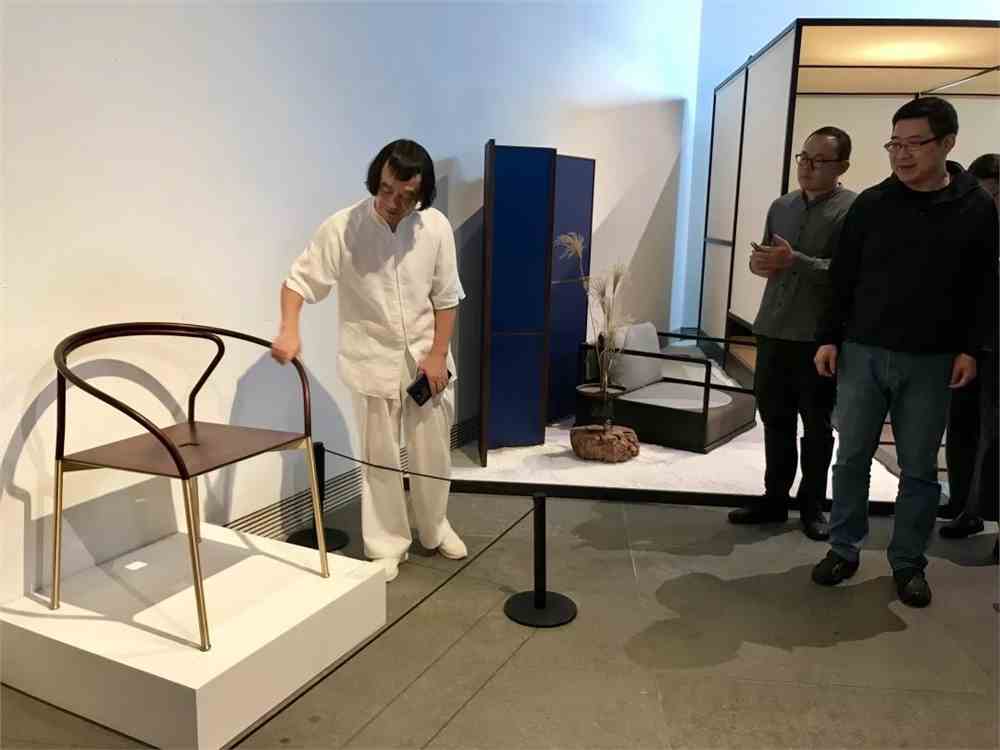 手工艺术家 朱小杰为大家讲解作品背后的故事杭间说"人的时间存在,还